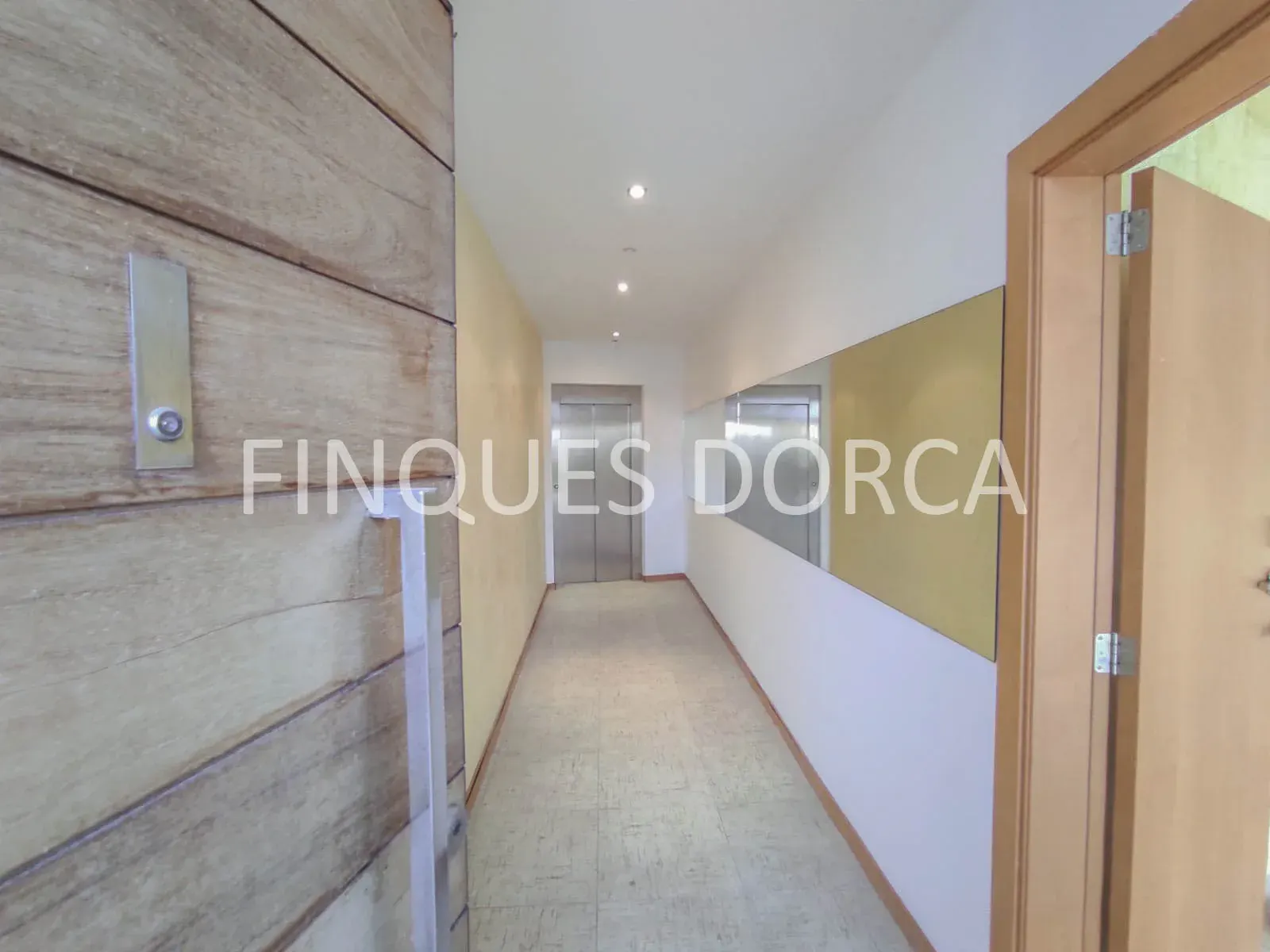 Unifamiliar a cuatro vientos con jardín, piscina y vistas al mar, foto 3