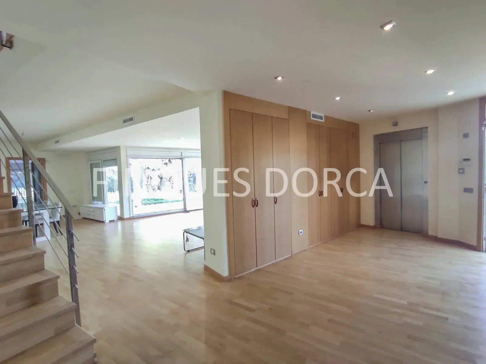 Unifamiliar a cuatro vientos con jardín, piscina y vistas al mar, foto 6