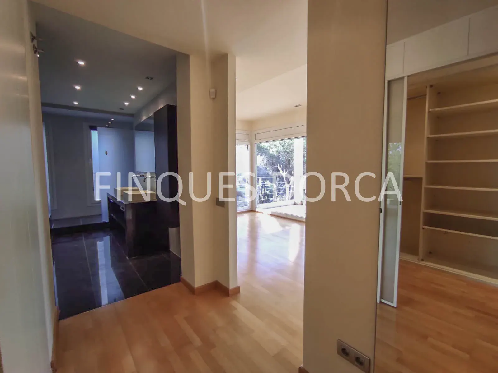 Unifamiliar a cuatro vientos con jardín, piscina y vistas al mar, foto 19