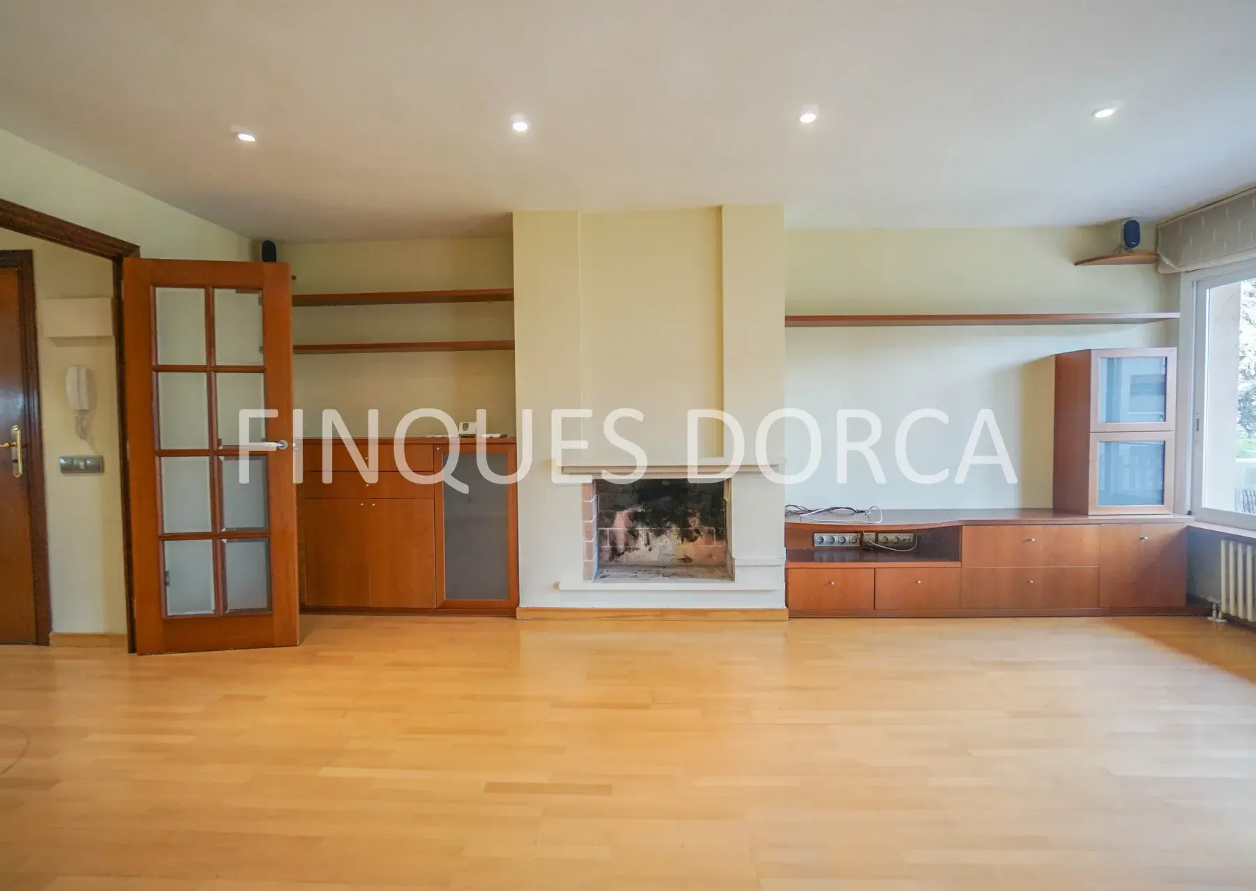 Piso reformado en Cabrils II con piscinas y tenis, foto 5