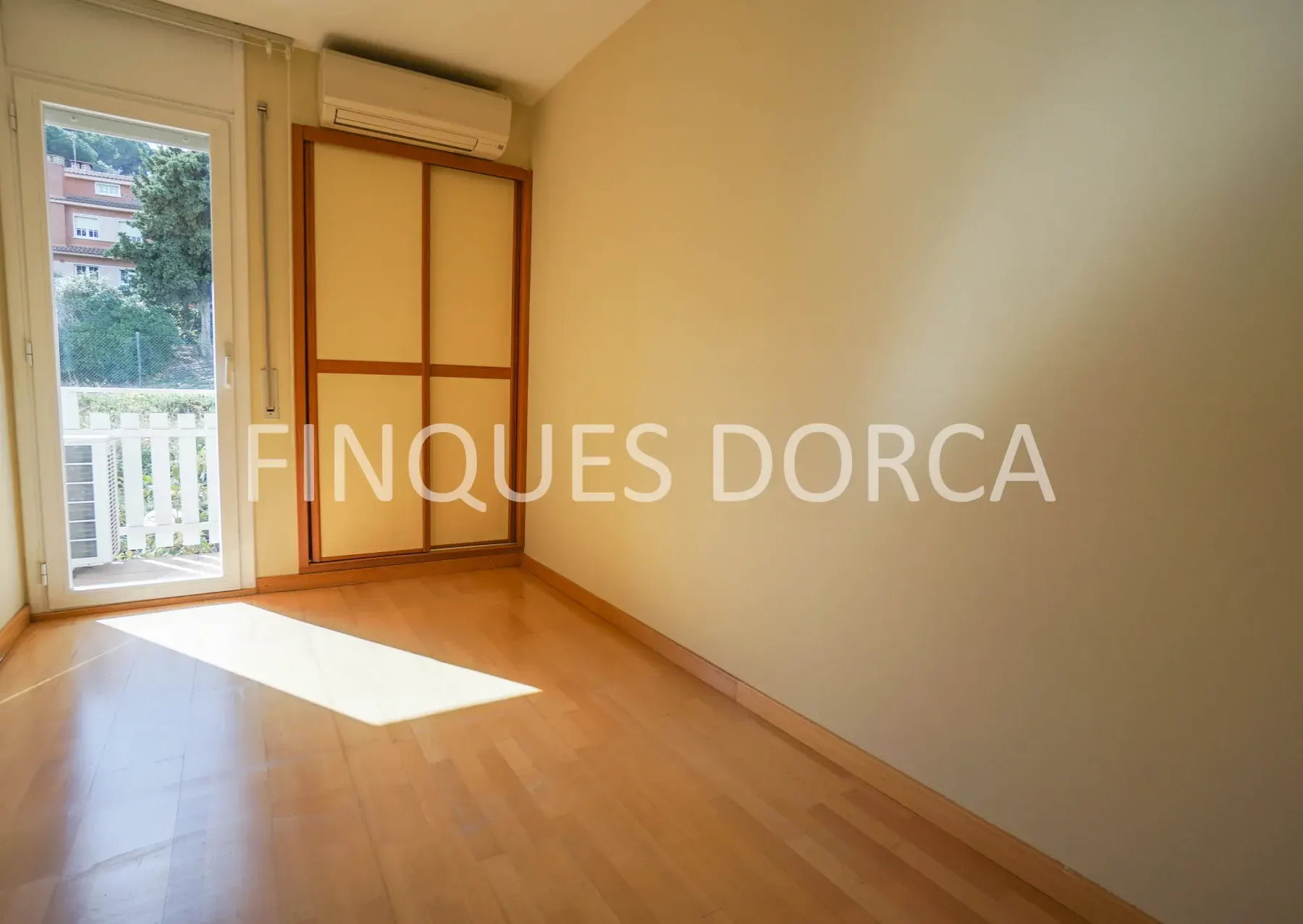 Piso reformado en Cabrils II con piscinas y tenis, foto 30