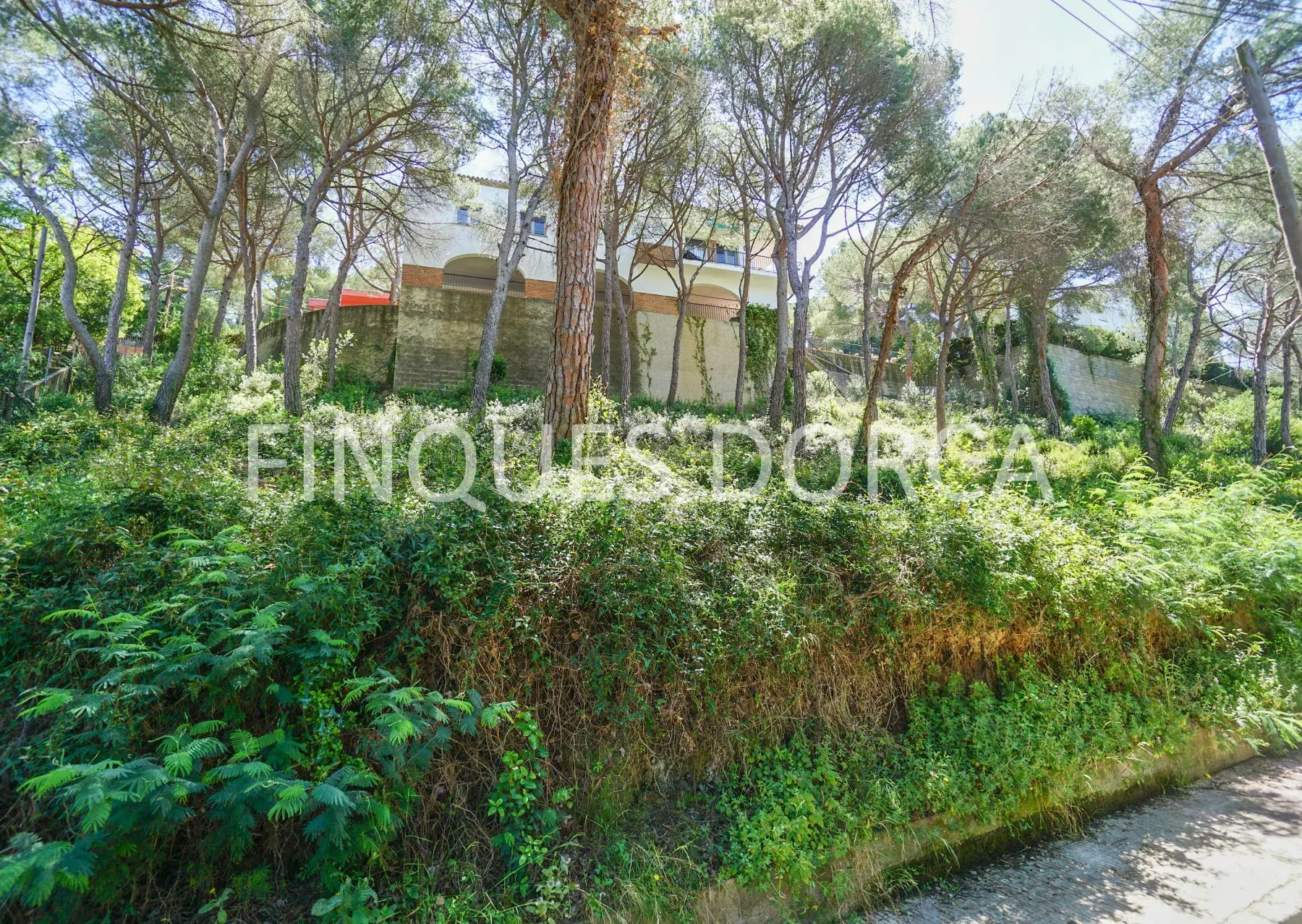 Terreno urbano semiplano con bonitas vistas, foto 2