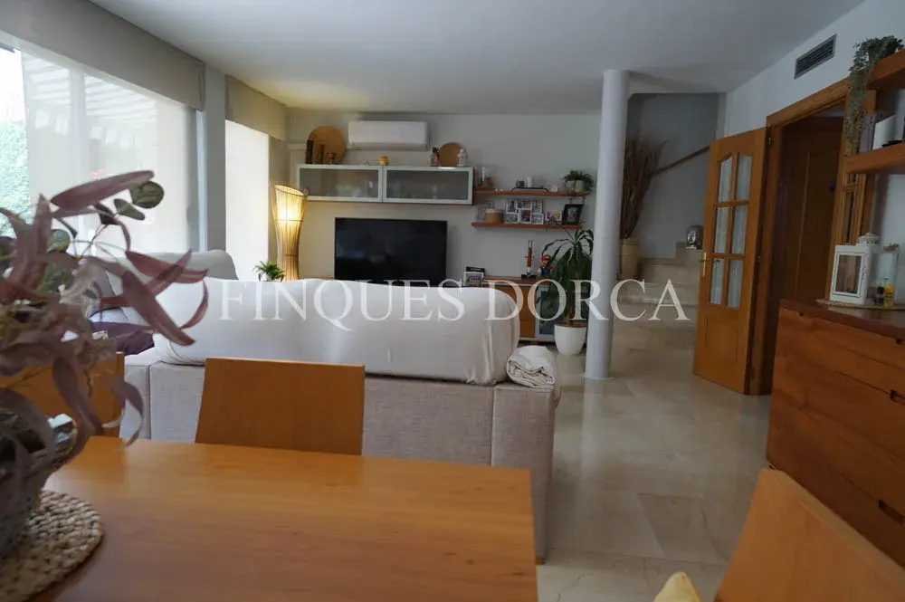 Casa adosada con jardín y piscina comunitaria en Cabrils, foto 15