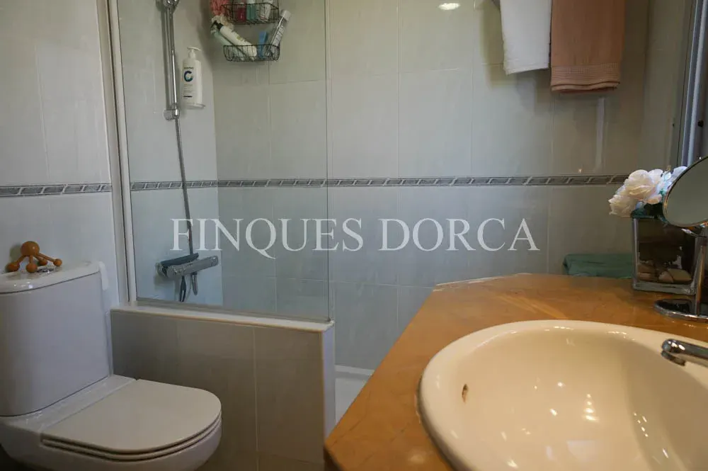 Casa adosada con jardín y piscina comunitaria en Cabrils, foto 28